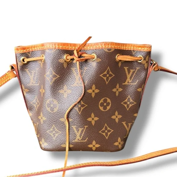 Louis Vuitton Brown and Tan Monogram Crossbody Bag - Picture 3 of 16